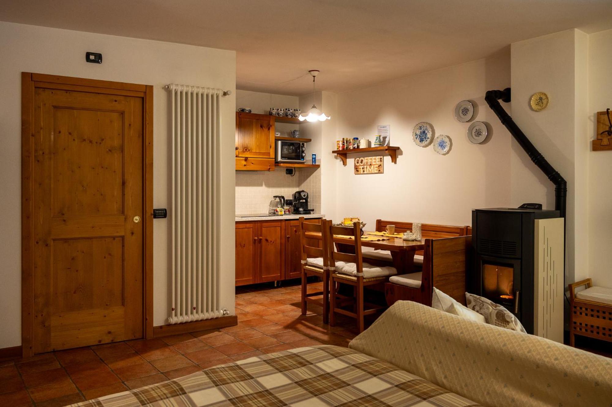 Baita De Eliseo B&B Valdisotto Dış mekan fotoğraf